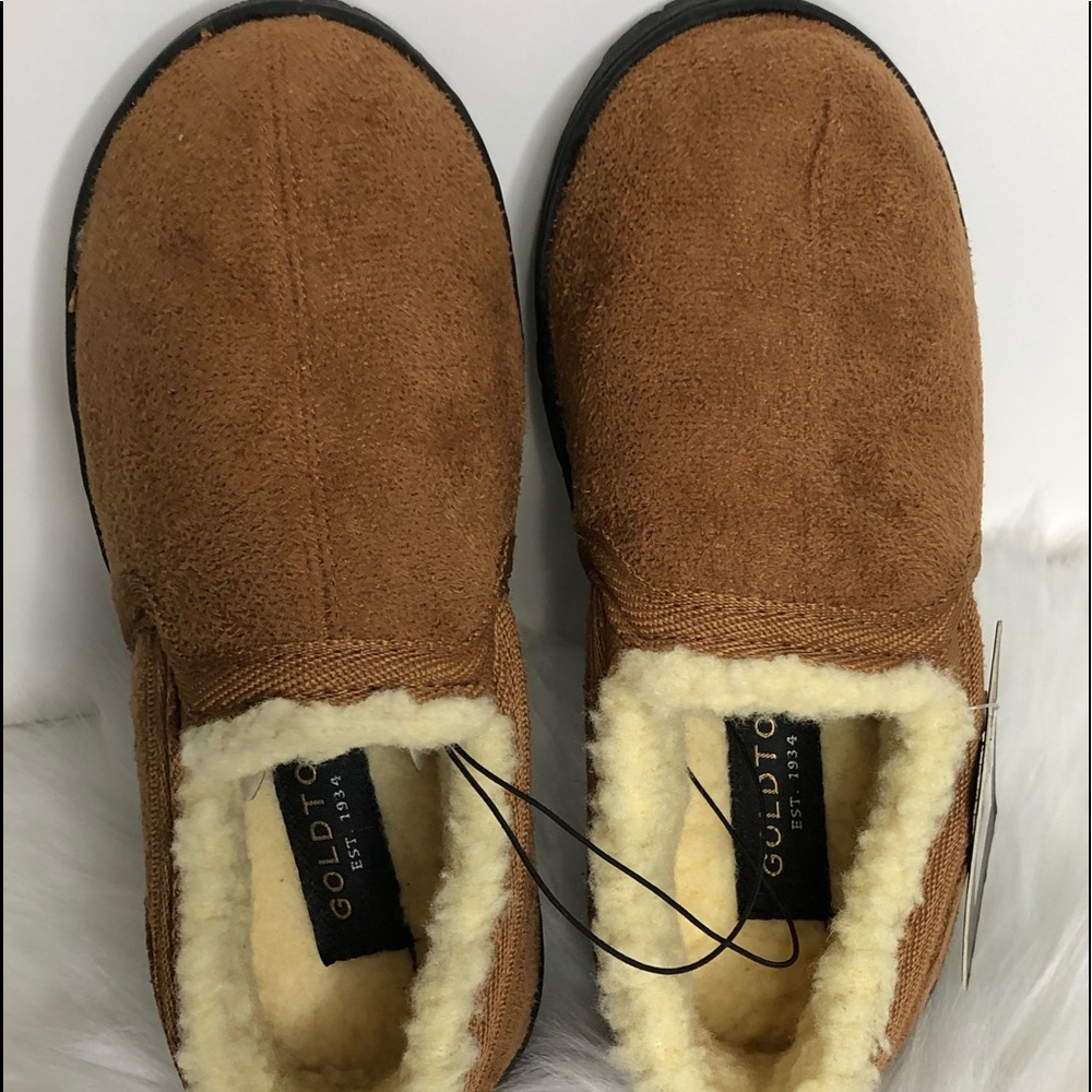 GOLD TOE  Boys Faux Suede Memory Foam Slippers Size child's Medium brown